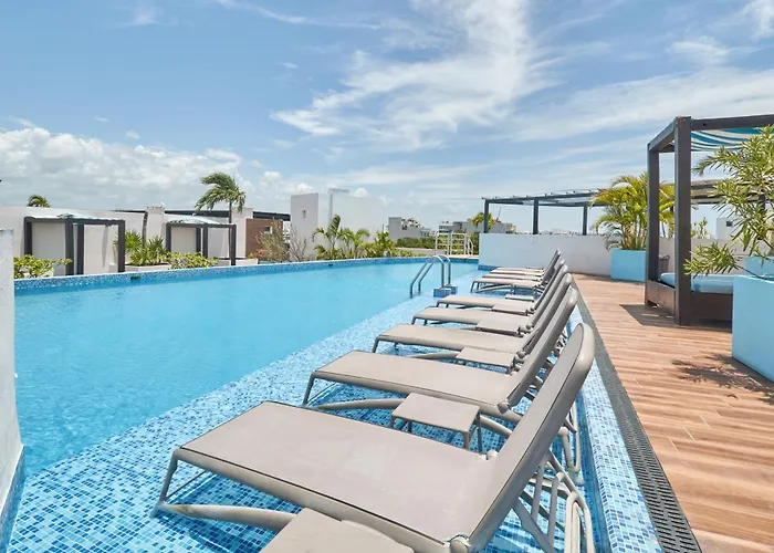 Apartment 2br W Dual Pools, Near & 5th Ave Playa del Carmen