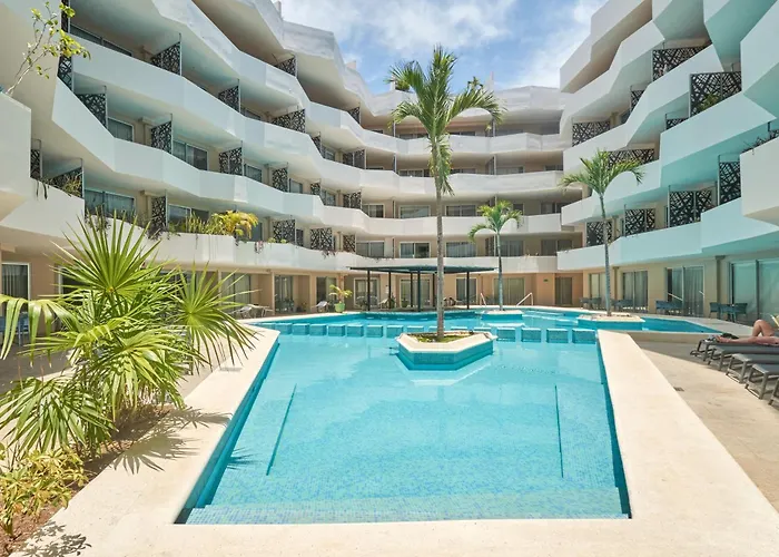 2br W Dual Pools, Near & 5th Ave * Playa del Carmen